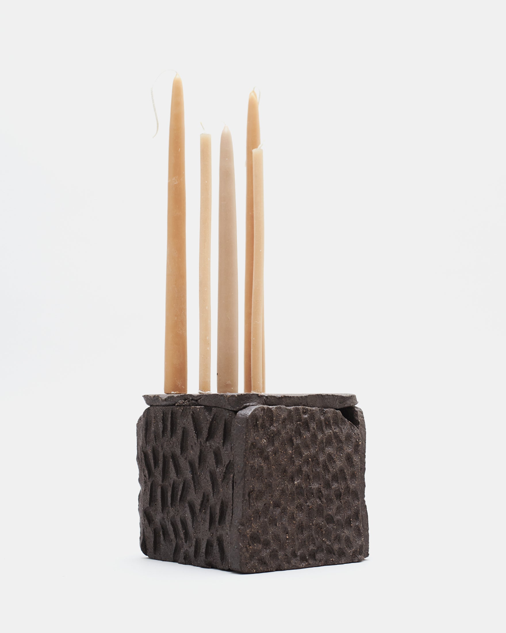 MARE HOLDER by DCAS x ŌMBIA for AMILE