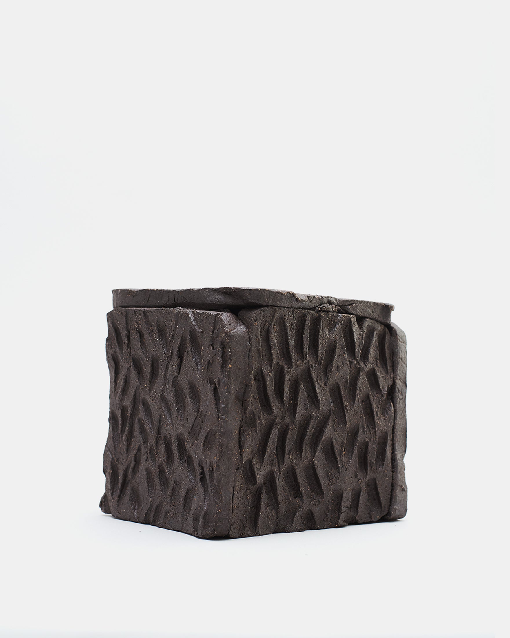 MARE HOLDER by DCAS x ŌMBIA for AMILE