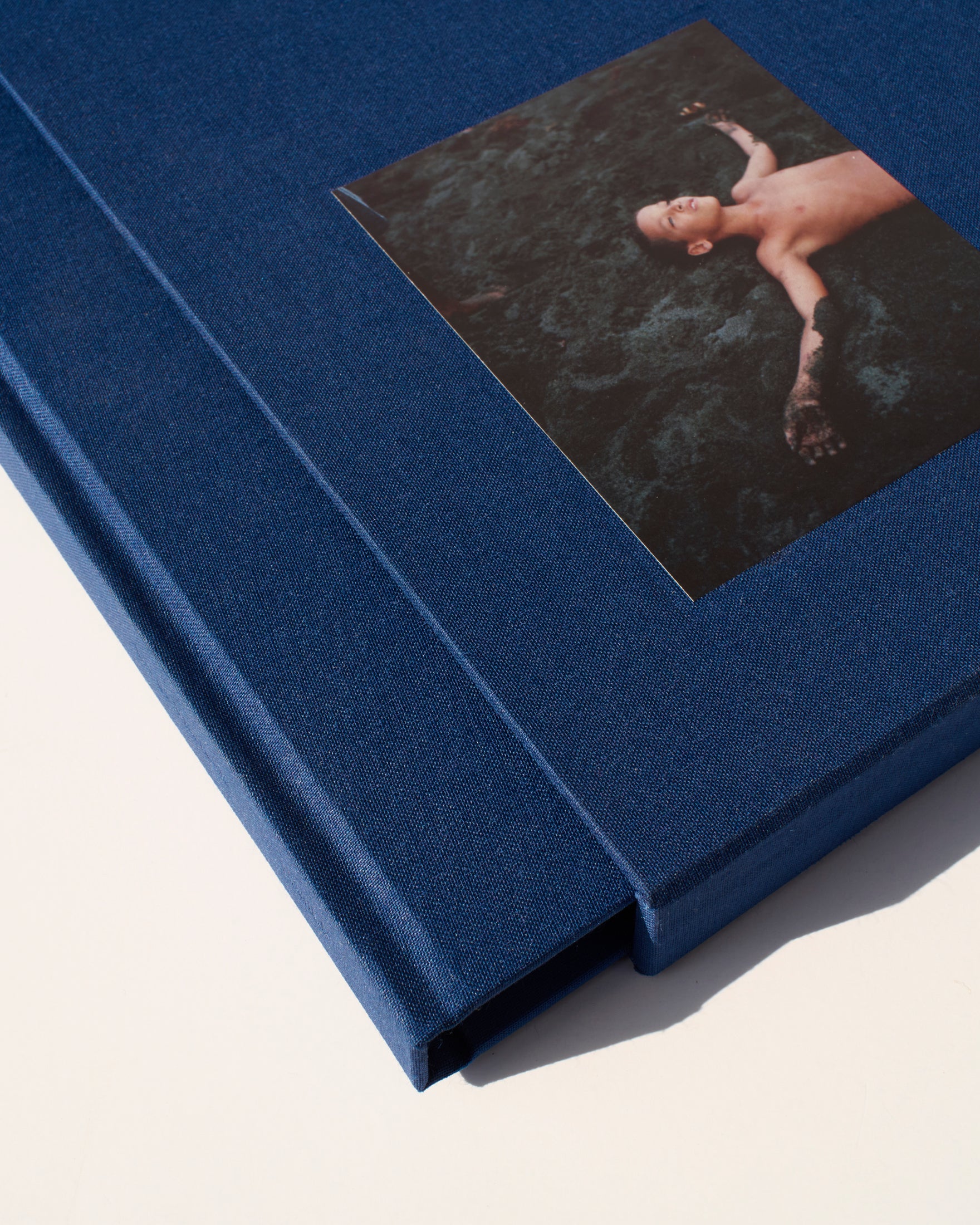 DE CARA AL SOL by DIEGO VOURAKIS